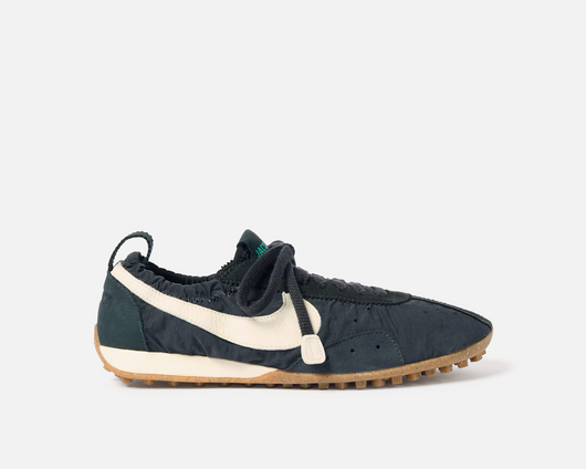 THE MOON SHOE SNEAKERS